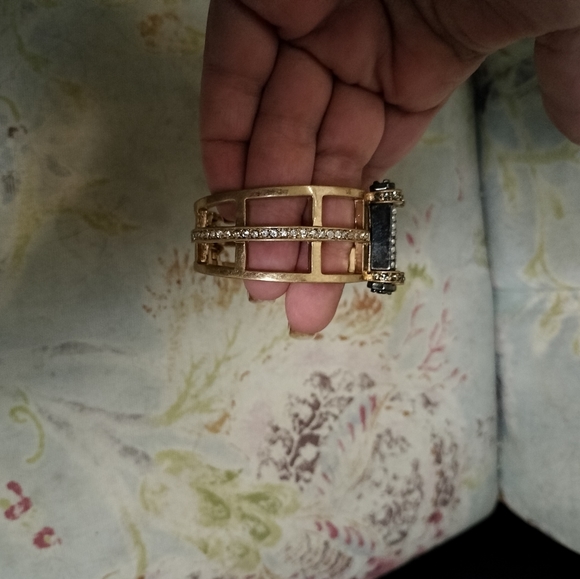 Kenneth Cole Cuff Bracelet - Picture 3 of 4